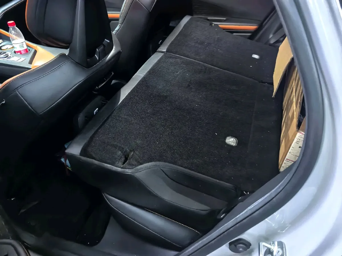 2023 ChangAn UNI-V iDD 1.5T 170HP L4 6TCT PHEV 18.4KWH,autocango,china used car exporter,china ev exporter,chinese used car exporter,chinese used ev exporter