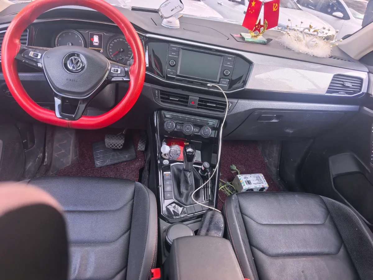 2019 Jeep Cherokee 2.0T 234HP L4 9AT,autocango,china used car exporter,china ev exporter,chinese used car exporter,chinese used ev exporter