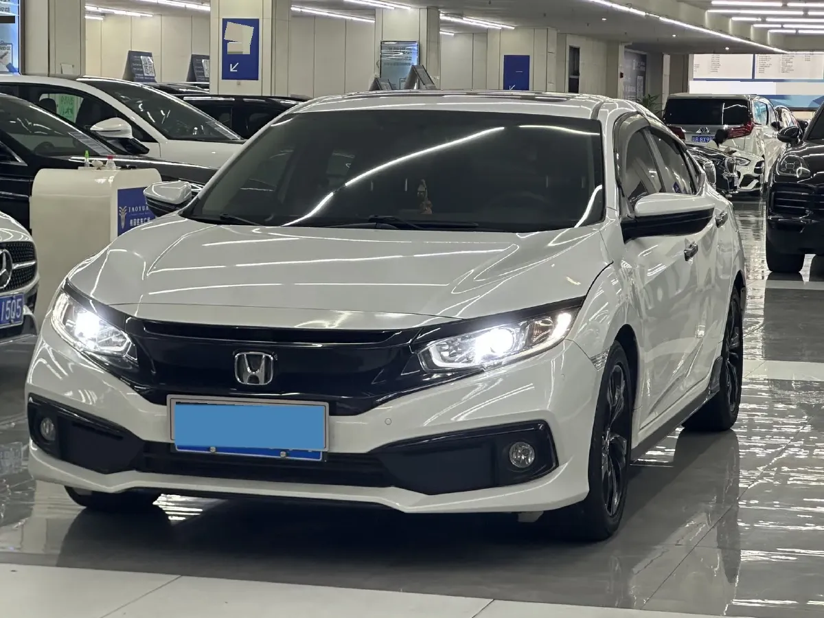 2019 Honda Civic 1.5T 177HP L4 CVT,autocango,china used car exporter,china ev exporter,chinese used car exporter,chinese used ev exporter