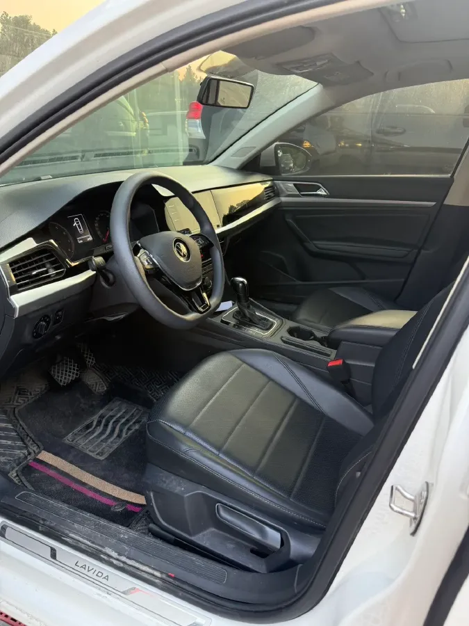 2021 Volkswagen Lavida 1.5L 113HP L4 6AT,autocango,china used car exporter,china ev exporter,chinese used car exporter,chinese used ev exporter