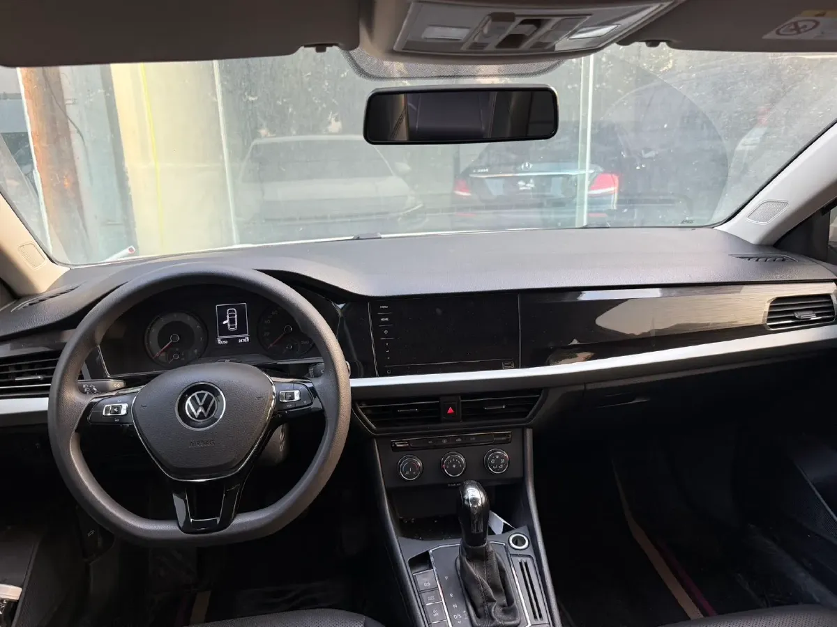 2021 Volkswagen Lavida 1.5L 113HP L4 6AT,autocango,china used car exporter,china ev exporter,chinese used car exporter,chinese used ev exporter