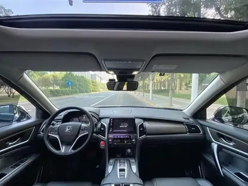 2020 Honda Avancier 2.0T 272HP L4 9AT,autocango,china used car exporter,china ev exporter,chinese used car exporter,chinese used ev exporter