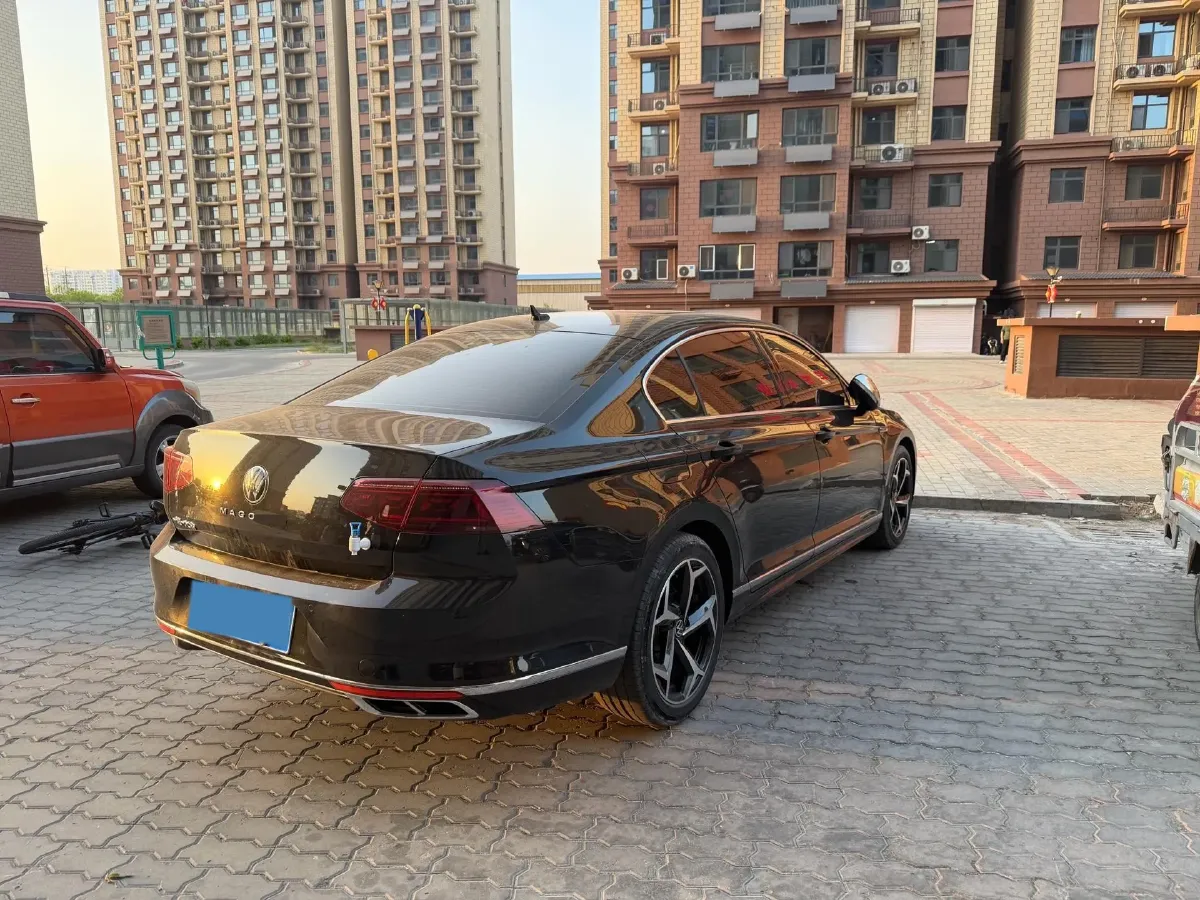2023 Volkswagen Magotan 2.0T 186HP L4 7DCT,autocango,china used car exporter,china ev exporter,chinese used car exporter,chinese used ev exporter
