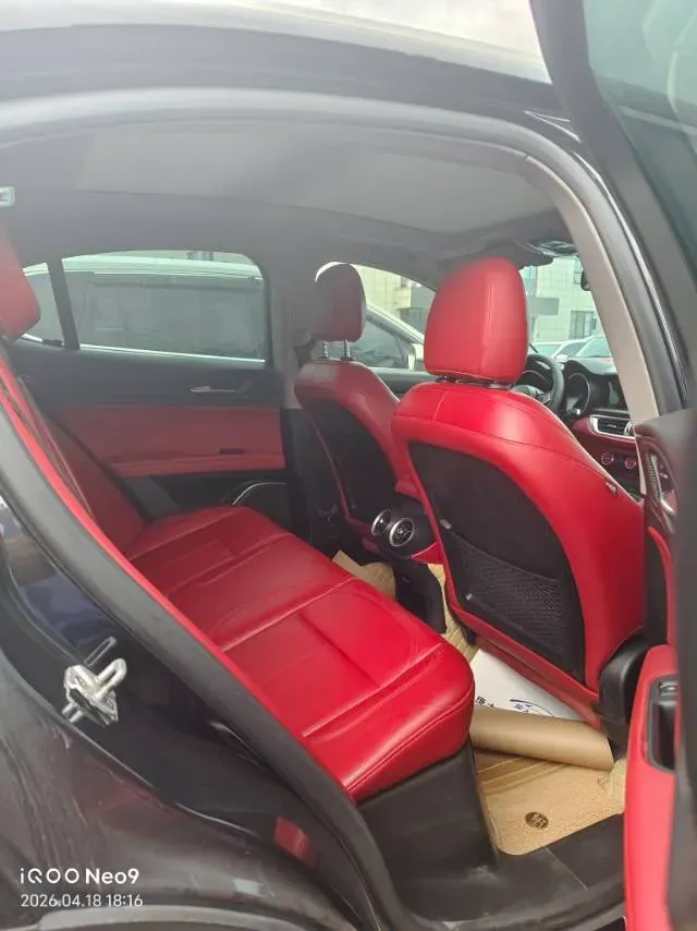 2017 Toyota Highlander 2.0T 220HP L4 6AT,autocango,china used car exporter,china ev exporter,chinese used car exporter,chinese used ev exporter