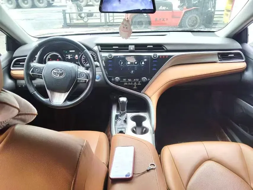 2019 Toyota Camry 2.5L 178HP L4 E-CVT Hybrid,autocango,china used car exporter,china ev exporter,chinese used car exporter,chinese used ev exporter