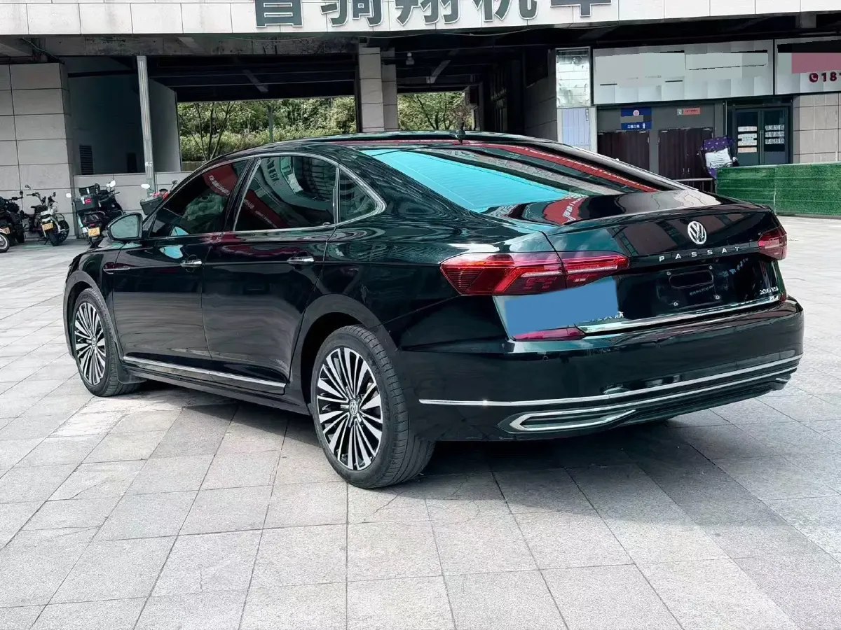 2019 Volvo V40 1.5T 152HP L4 6AT,autocango,china used car exporter,china ev exporter,chinese used car exporter,chinese used ev exporter