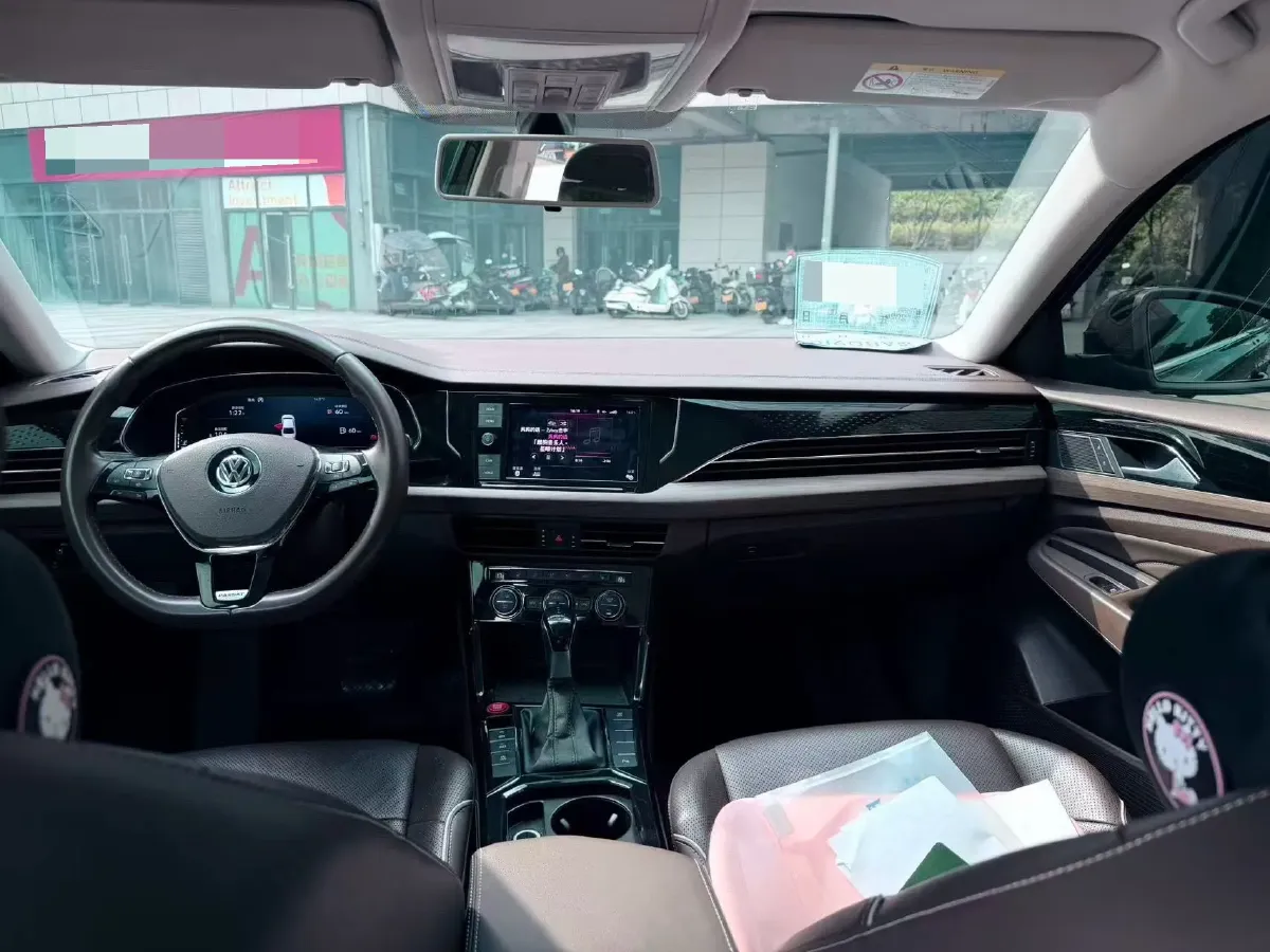 2019 Volvo V40 1.5T 152HP L4 6AT,autocango,china used car exporter,china ev exporter,chinese used car exporter,chinese used ev exporter