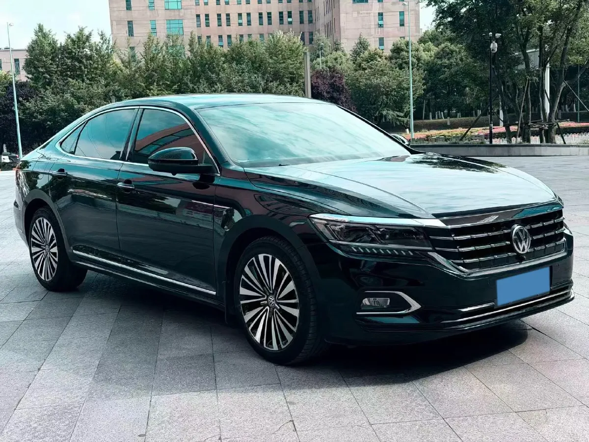 2019 Volvo V40 1.5T 152HP L4 6AT,autocango,china used car exporter,china ev exporter,chinese used car exporter,chinese used ev exporter