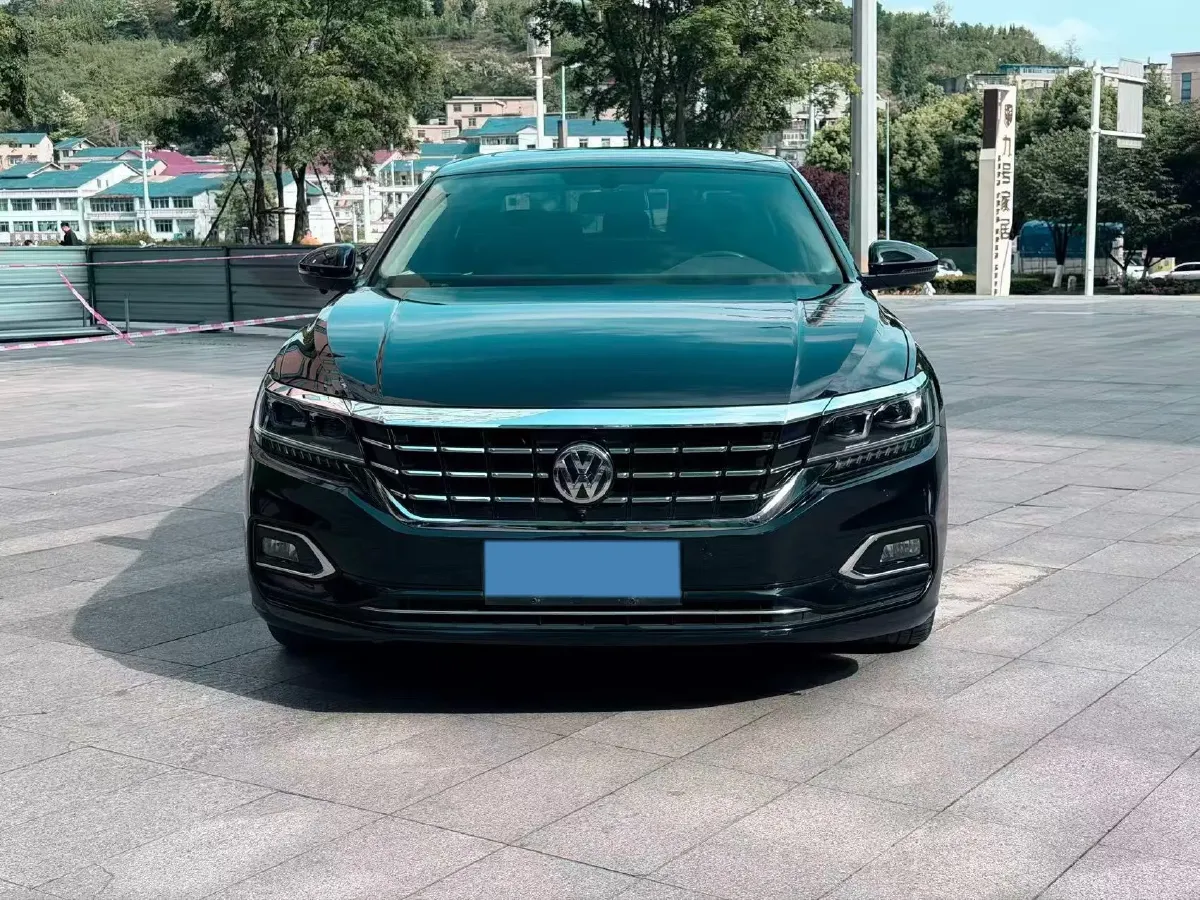 2019 Volvo V40 1.5T 152HP L4 6AT,autocango,china used car exporter,china ev exporter,chinese used car exporter,chinese used ev exporter