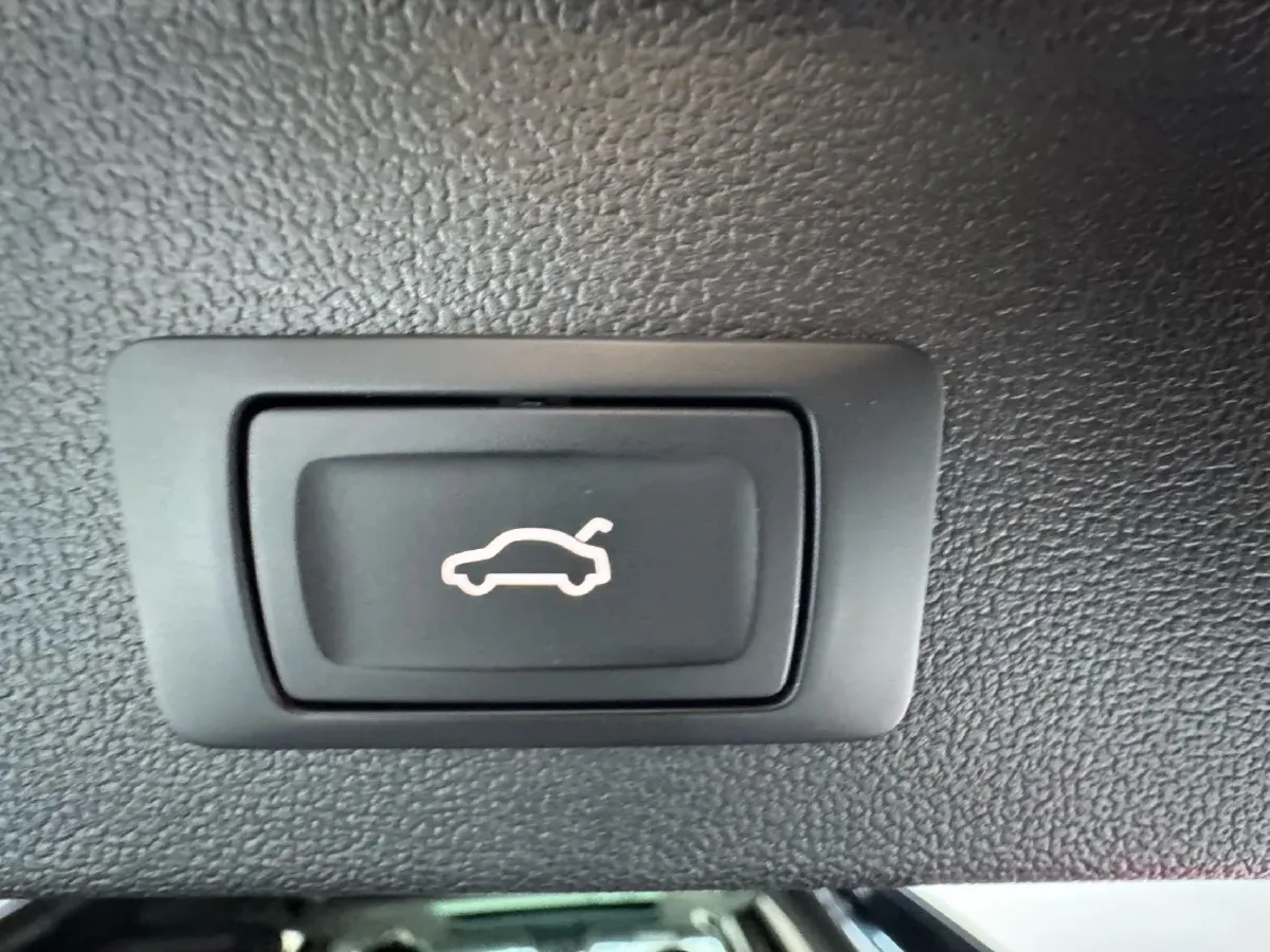 2022 Audi A3 1.4T 150HP L4 7DCT,autocango,china used car exporter,china ev exporter,chinese used car exporter,chinese used ev exporter