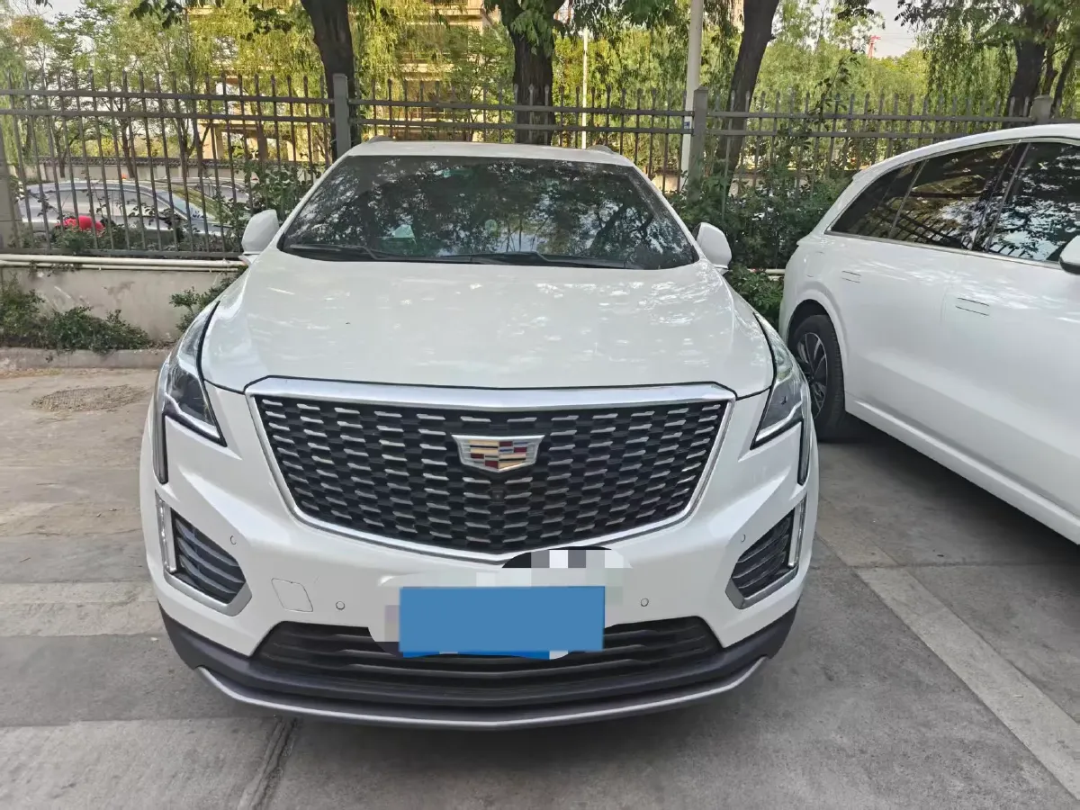 2020 Cadillac XT5 2.0T 241HP L4 9AT,autocango,china used car exporter,china ev exporter,chinese used car exporter,chinese used ev exporter