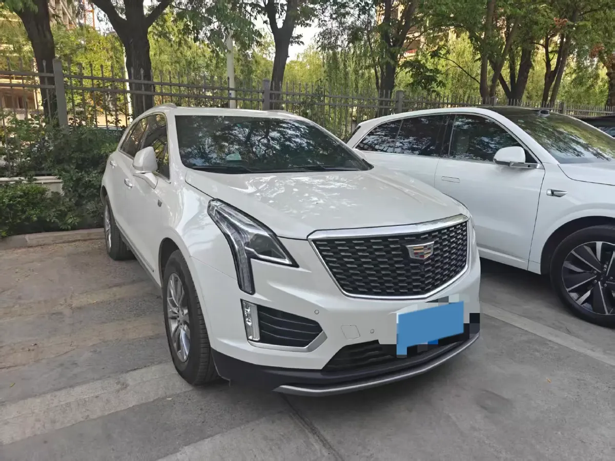2020 Cadillac XT5 2.0T 241HP L4 9AT,autocango,china used car exporter,china ev exporter,chinese used car exporter,chinese used ev exporter