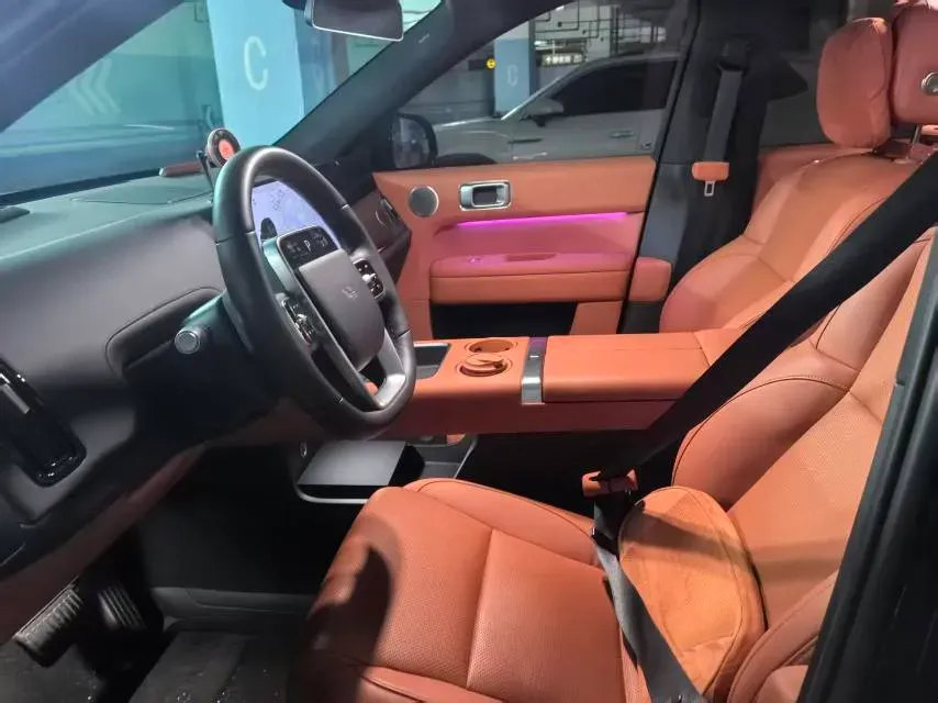 2024 Li L6 Range Extended 154HP L4 REEV 36.8KWH,autocango,china used car exporter,china ev exporter,chinese used car exporter,chinese used ev exporter