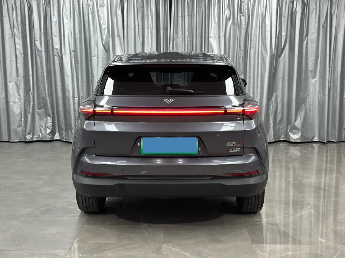 2022 Venucia Grand V 1.5T 190HP L4 7DCT,autocango,china used car exporter,china ev exporter,chinese used car exporter,chinese used ev exporter