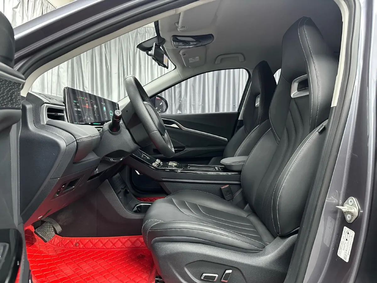 2022 Venucia Grand V 1.5T 190HP L4 7DCT,autocango,china used car exporter,china ev exporter,chinese used car exporter,chinese used ev exporter