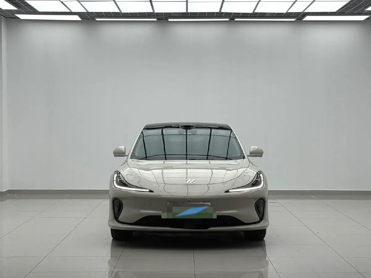 2025 IM L6 BEV,autocango,china used car exporter,china ev exporter,chinese used car exporter,chinese used ev exporter