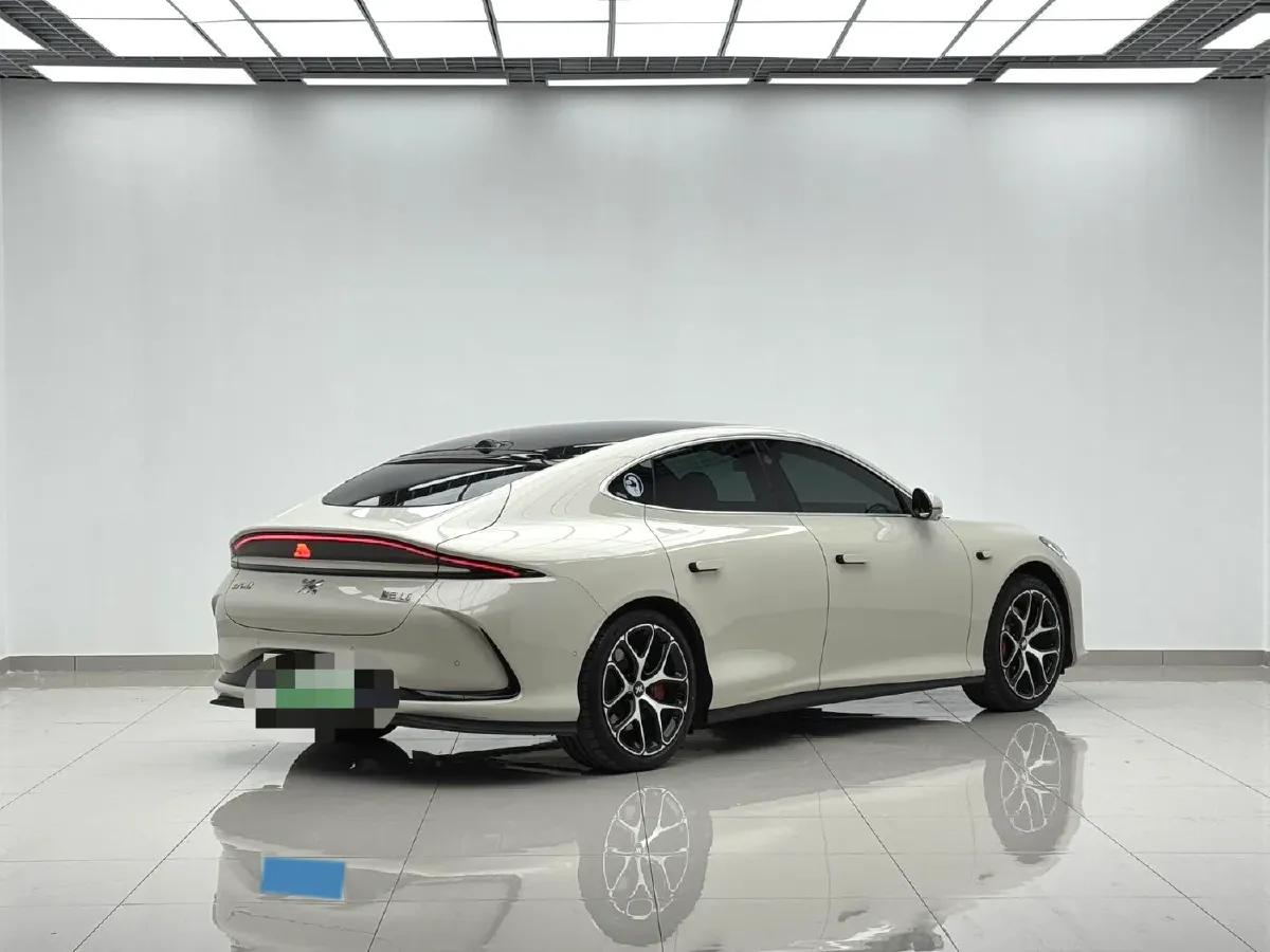 2025 IM L6 BEV,autocango,china used car exporter,china ev exporter,chinese used car exporter,chinese used ev exporter