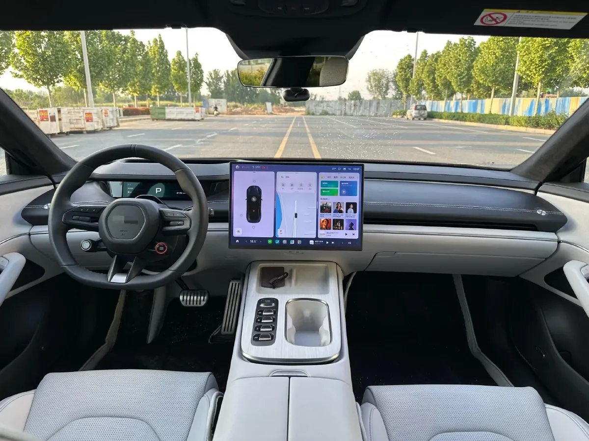 2024 MI SU7 BEV 101KWH,autocango,china used car exporter,china ev exporter,chinese used car exporter,chinese used ev exporter