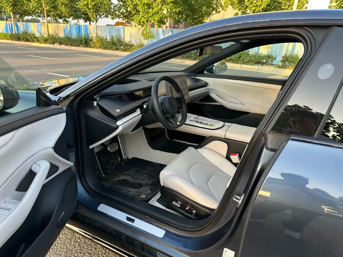 2024 MI SU7 BEV 101KWH,autocango,china used car exporter,china ev exporter,chinese used car exporter,chinese used ev exporter