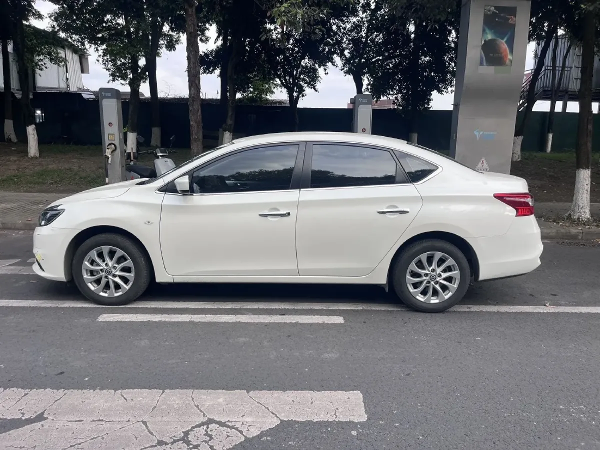 2021 Nissan Sylphy 1.6L 122HP L4 CVT,autocango,china used car exporter,china ev exporter,chinese used car exporter,chinese used ev exporter