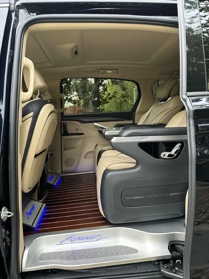 2022 Buick GL8 2.0T 237HP L4 9AT,autocango,china used car exporter,china ev exporter,chinese used car exporter,chinese used ev exporter