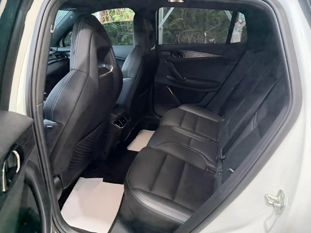 2022 LYNK&CO 02 1.5T 180HP L3 7DCT,autocango,china used car exporter,china ev exporter,chinese used car exporter,chinese used ev exporter