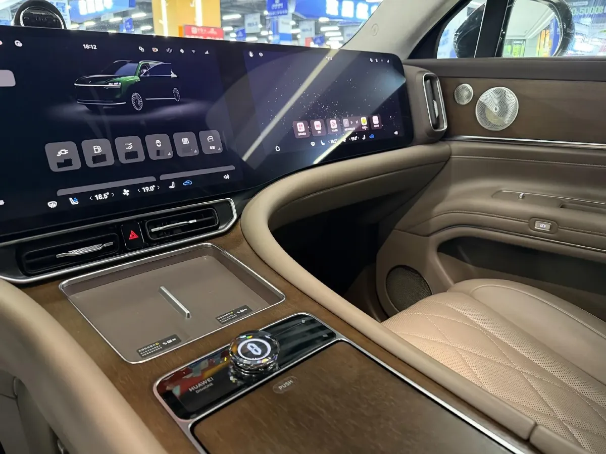 2024 HIMA AITO M9 1.5T 152HP L4 REEV 52KWH,autocango,china used car exporter,china ev exporter,chinese used car exporter,chinese used ev exporter