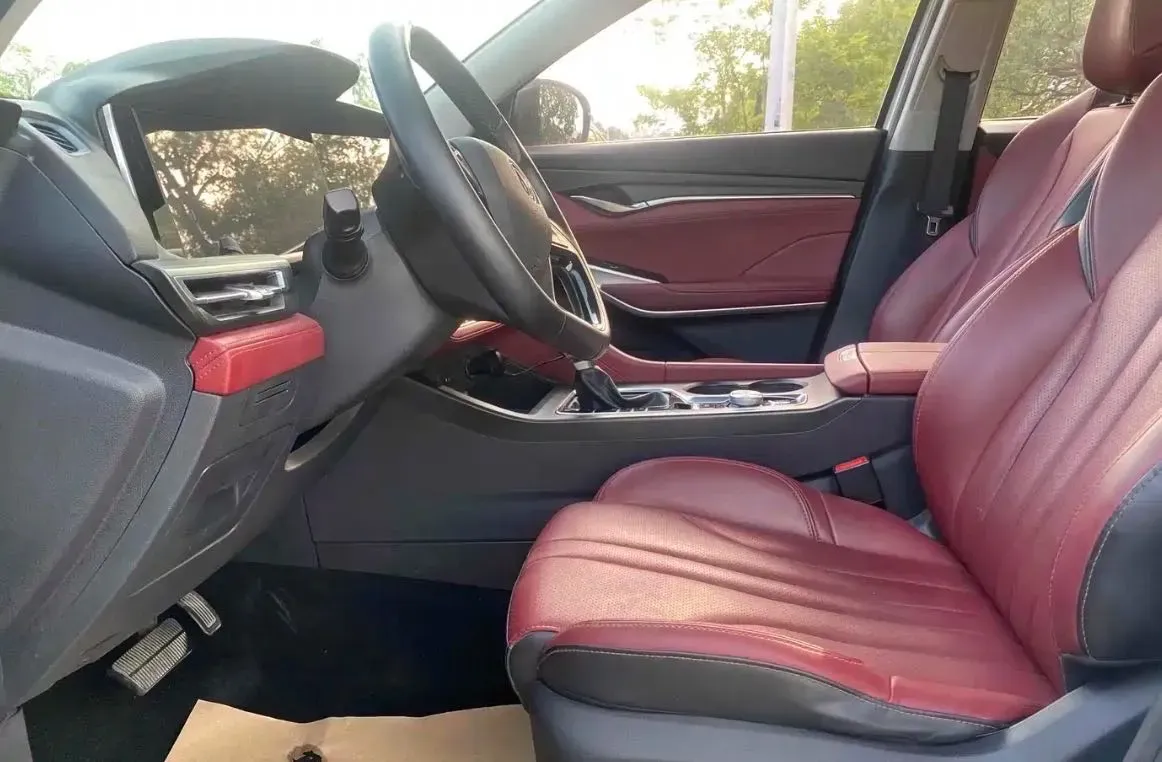 2021 ChangAn CS75 Plus 1.5T 178HP L4 6AT,autocango,china used car exporter,china ev exporter,chinese used car exporter,chinese used ev exporter