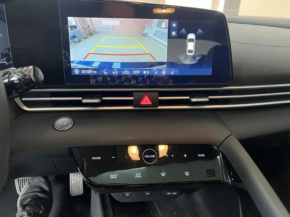 2021 Hyundai Elantra 1.5L 115HP L4 CVT,autocango,china used car exporter,china ev exporter,chinese used car exporter,chinese used ev exporter