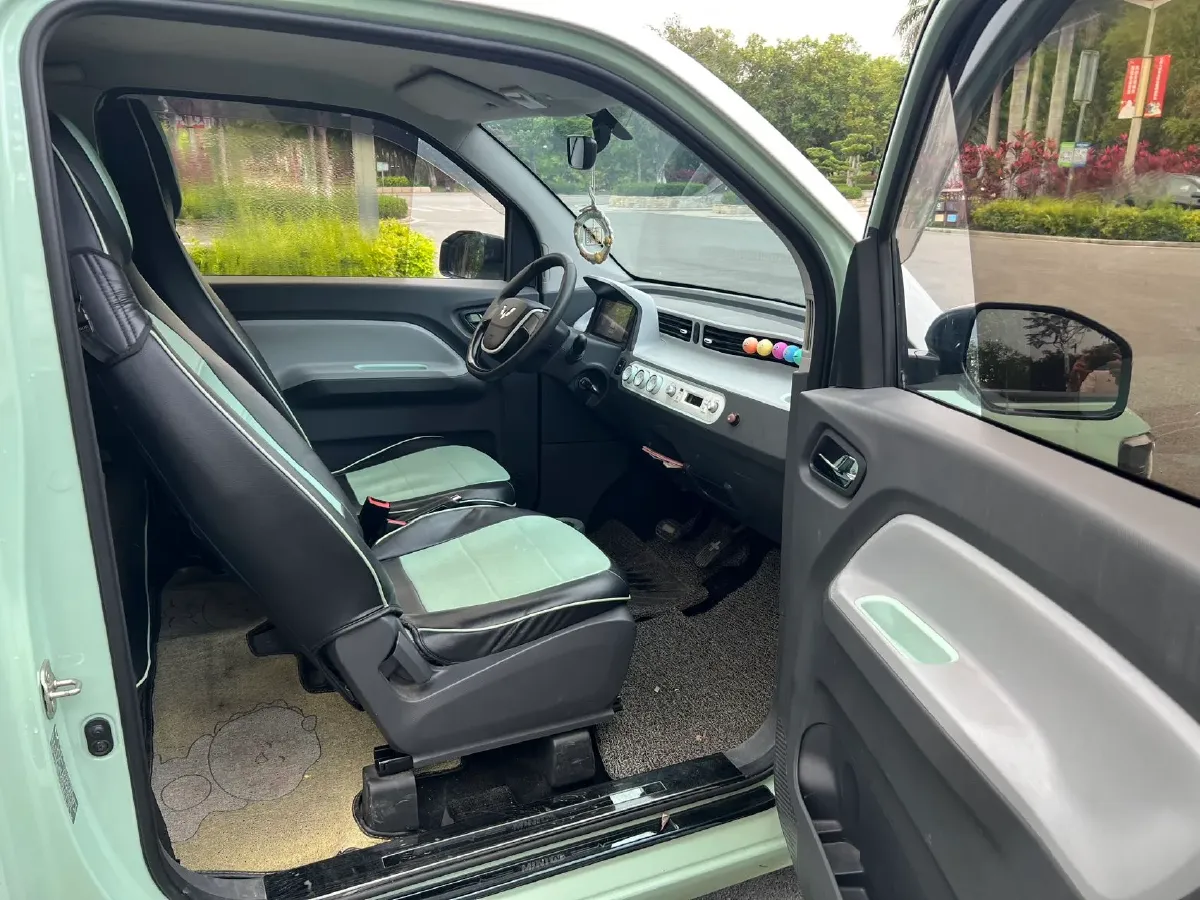 2021 WuLing HongGuang MINI EV BEV 9.3KWH,autocango,china used car exporter,china ev exporter,chinese used car exporter,chinese used ev exporter