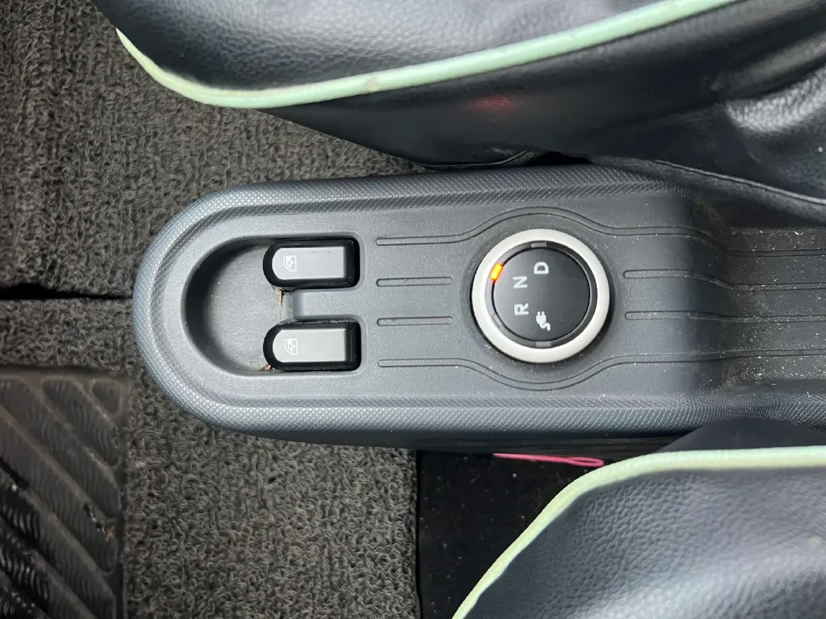 2021 WuLing HongGuang MINI EV BEV 9.3KWH,autocango,china used car exporter,china ev exporter,chinese used car exporter,chinese used ev exporter