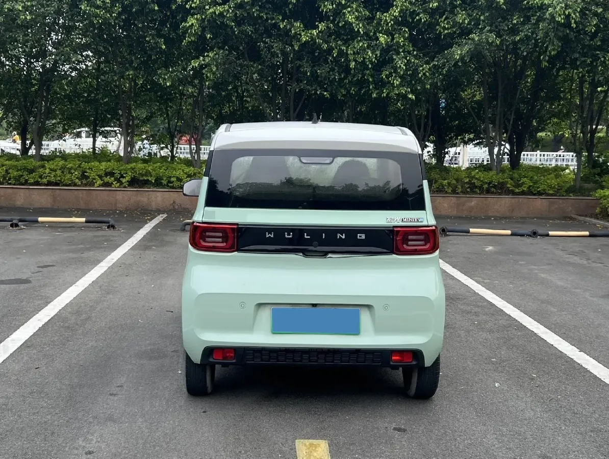 2021 WuLing HongGuang MINI EV BEV 9.3KWH,autocango,china used car exporter,china ev exporter,chinese used car exporter,chinese used ev exporter