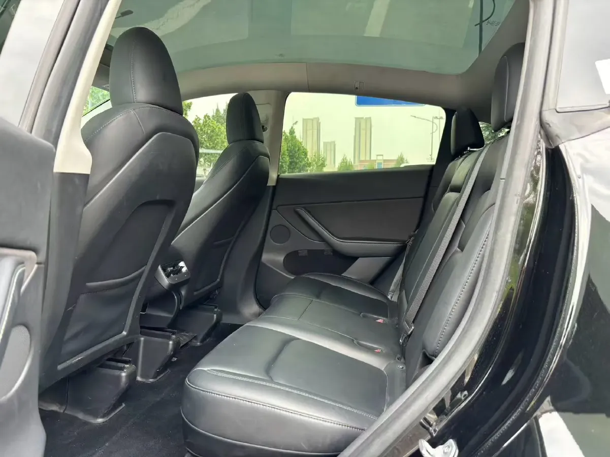 2022 Tesla Model Y BEV 60KWH,autocango,china used car exporter,china ev exporter,chinese used car exporter,chinese used ev exporter