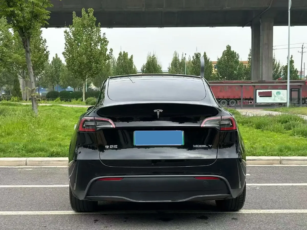 2022 Tesla Model Y BEV 60KWH,autocango,china used car exporter,china ev exporter,chinese used car exporter,chinese used ev exporter