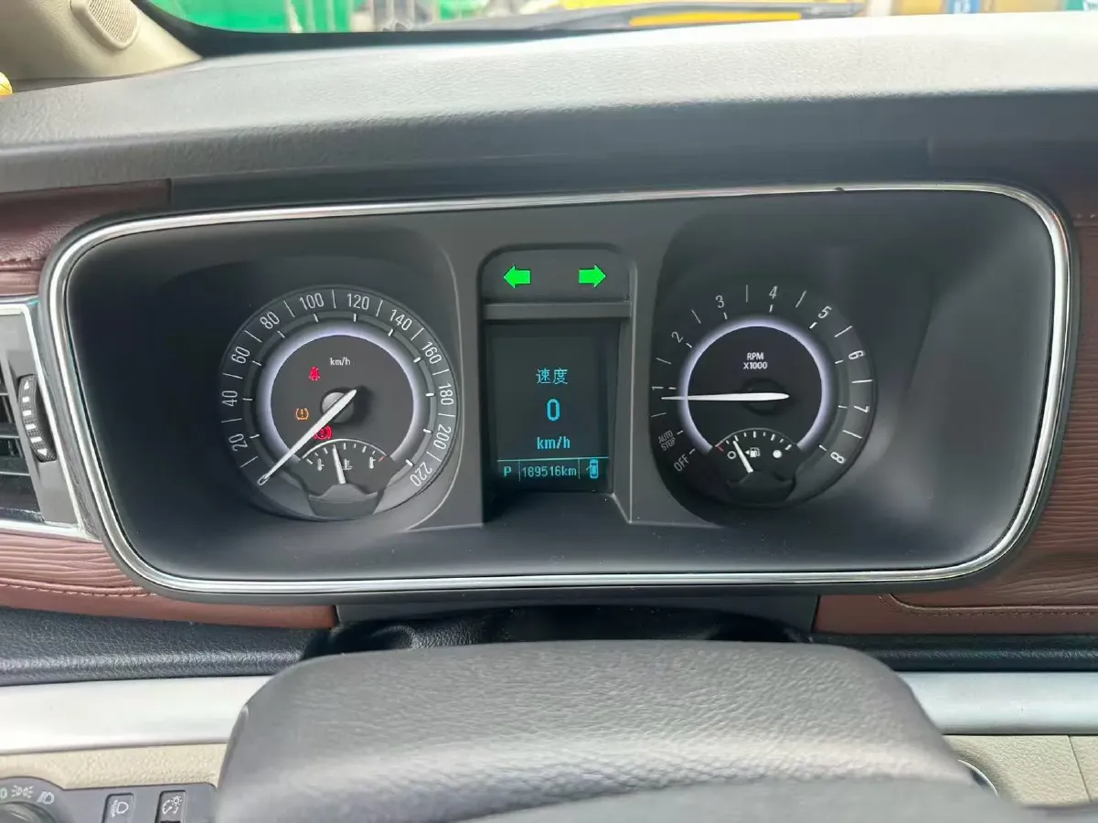 2018 Buick GL8 2.0T 260HP L4 6AT,autocango,china used car exporter,china ev exporter,chinese used car exporter,chinese used ev exporter