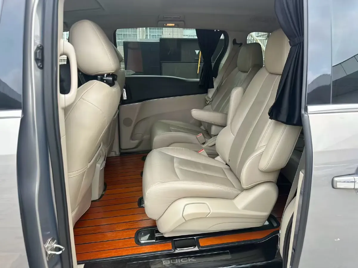 2018 Buick GL8 2.0T 260HP L4 6AT,autocango,china used car exporter,china ev exporter,chinese used car exporter,chinese used ev exporter