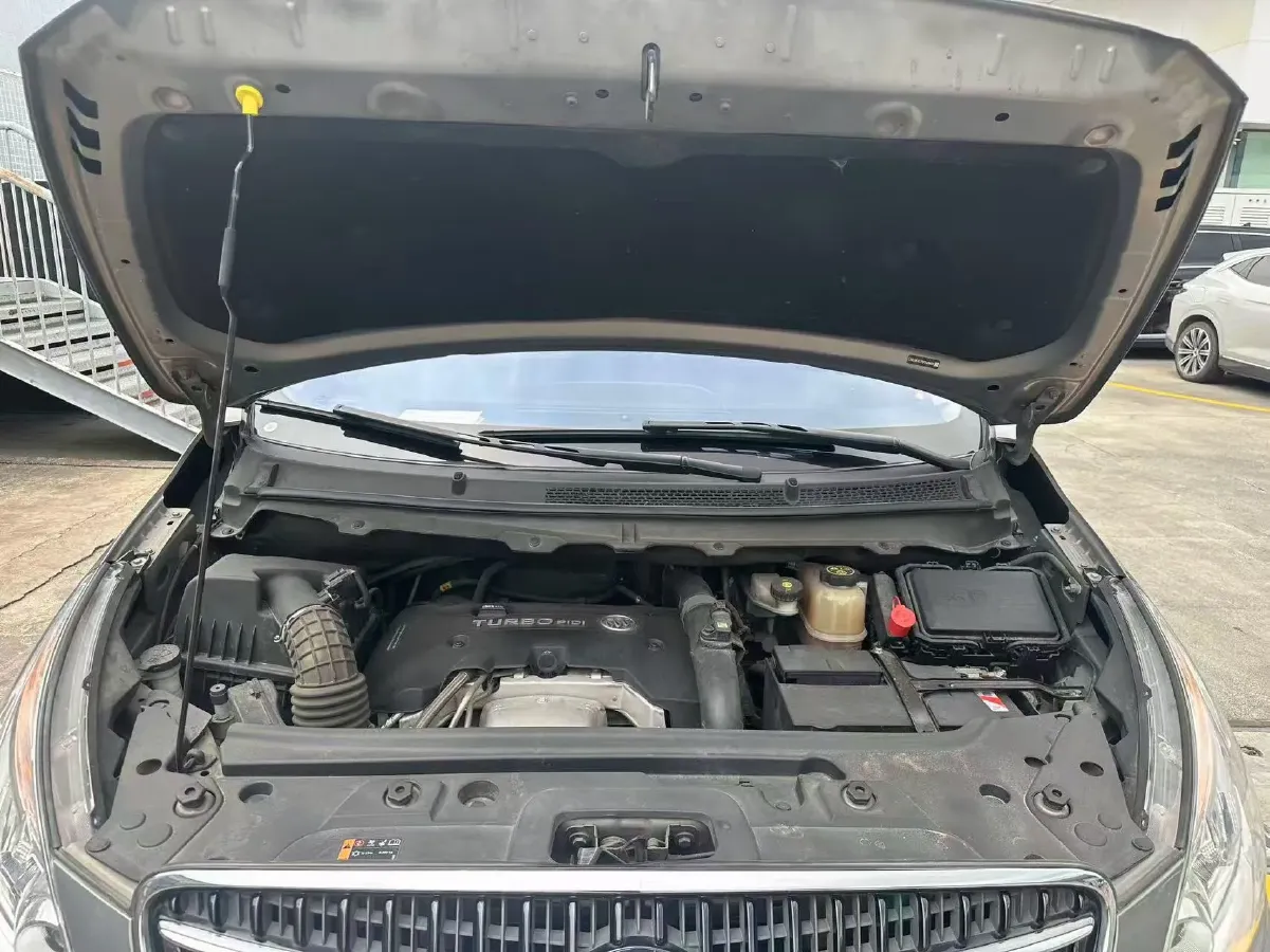 2018 Buick GL8 2.0T 260HP L4 6AT,autocango,china used car exporter,china ev exporter,chinese used car exporter,chinese used ev exporter