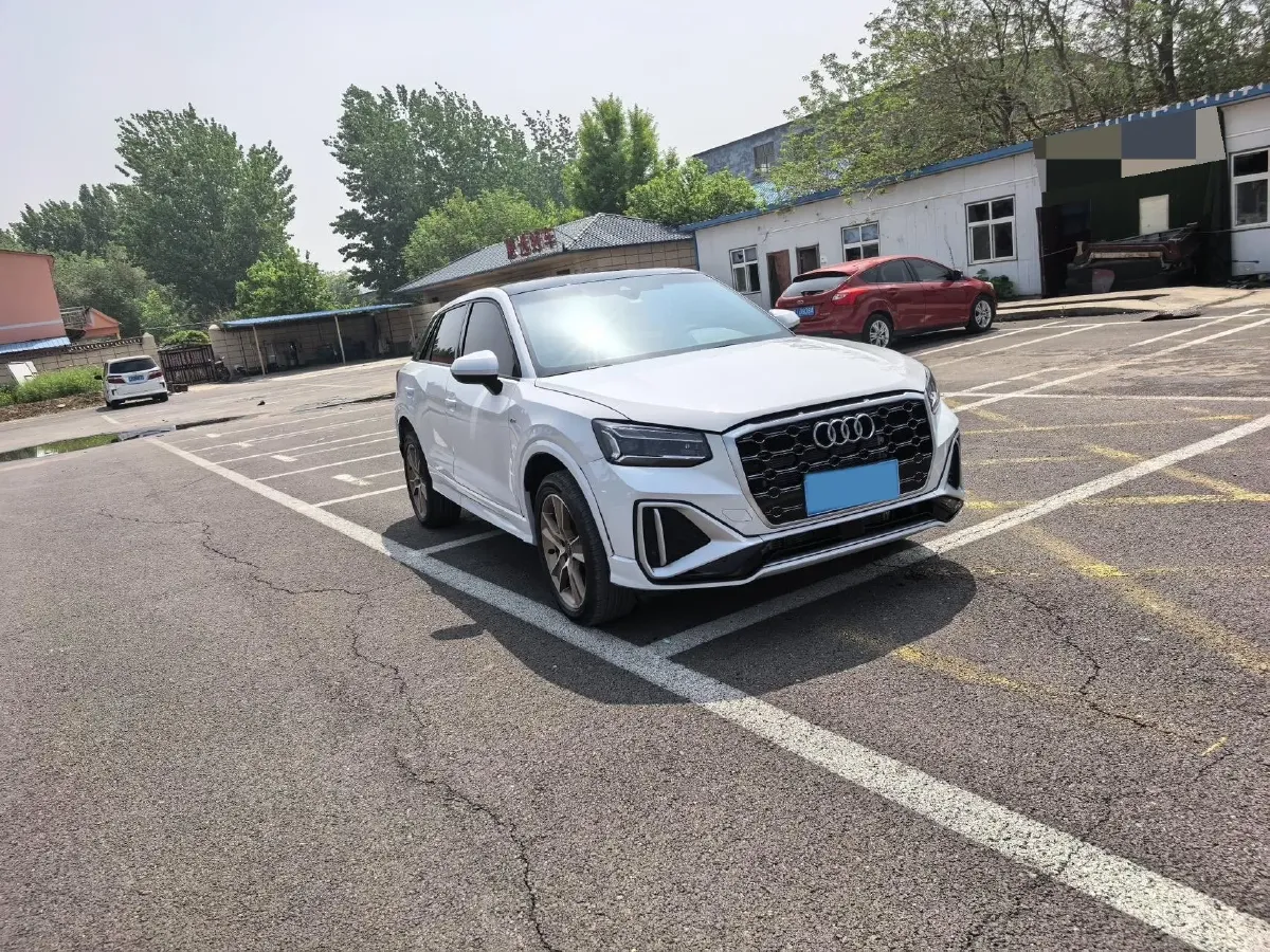 2022 Audi Q2L 1.4T 150HP L4 7DCT,autocango,china used car exporter,china ev exporter,chinese used car exporter,chinese used ev exporter