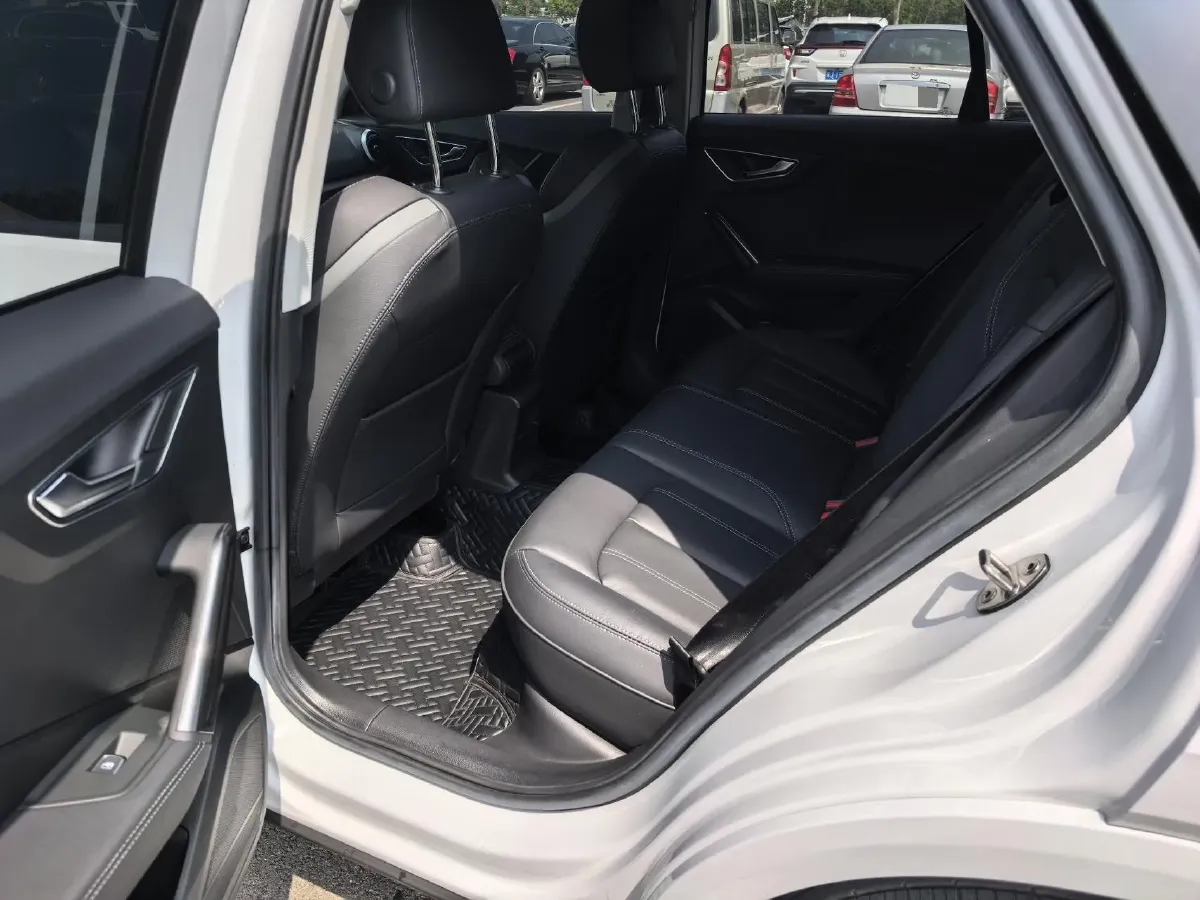 2022 Audi Q2L 1.4T 150HP L4 7DCT,autocango,china used car exporter,china ev exporter,chinese used car exporter,chinese used ev exporter