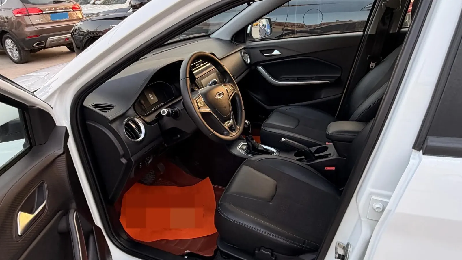 2018 Chery Tiggo 3x 1.5L 106HP L4 4AT,autocango,china used car exporter,china ev exporter,chinese used car exporter,chinese used ev exporter