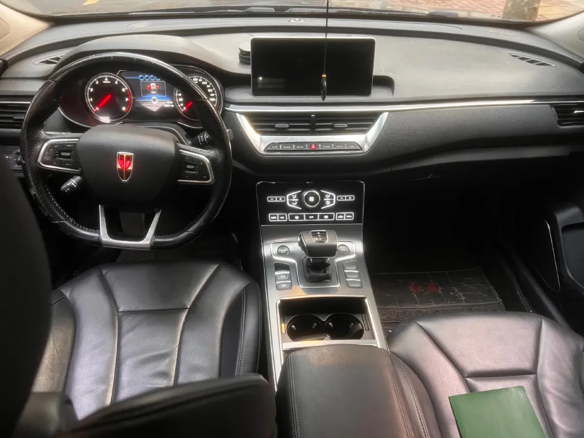 2020 HongQi H5 1.8T 197HP L4 6AT,autocango,china used car exporter,china ev exporter,chinese used car exporter,chinese used ev exporter