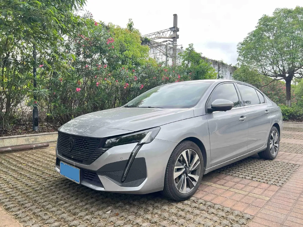 2024 Peugeot 408 1.5T 173HP L4 6AT,autocango,china used car exporter,china ev exporter,chinese used car exporter,chinese used ev exporter