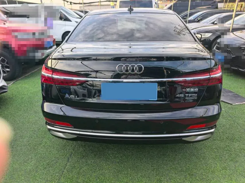 2024 Audi A6L 2.0T 245HP L4 7DCT,autocango,china used car exporter,china ev exporter,chinese used car exporter,chinese used ev exporter