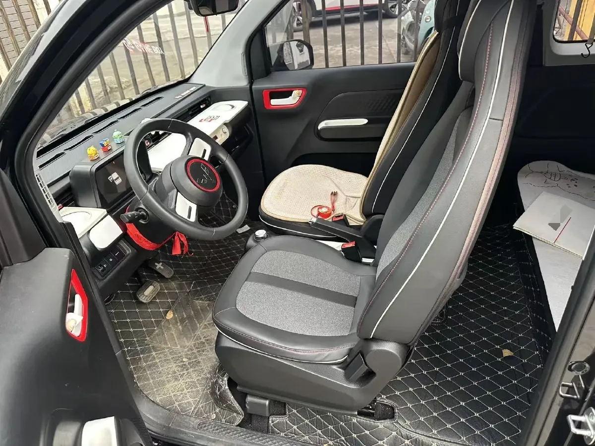 2022 WuLing HongGuang MINI EV BEV 17.3KWH,autocango,china used car exporter,china ev exporter,chinese used car exporter,chinese used ev exporter