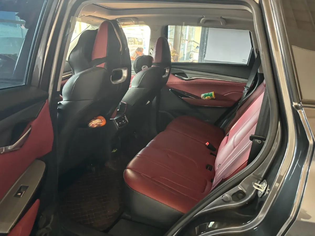 2022 ChangAn CS75 Plus 1.5T 178HP L4 6AT,autocango,china used car exporter,china ev exporter,chinese used car exporter,chinese used ev exporter