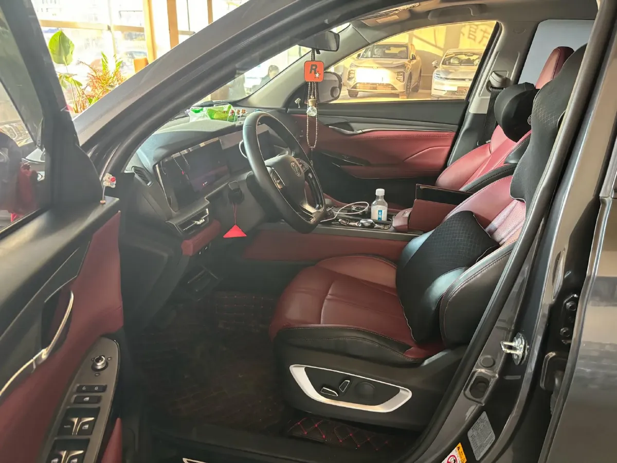 2022 ChangAn CS75 Plus 1.5T 178HP L4 6AT,autocango,china used car exporter,china ev exporter,chinese used car exporter,chinese used ev exporter