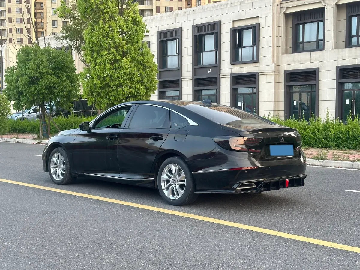 2022 Honda Accord 1.5T 194HP L4 CVT,autocango,china used car exporter,china ev exporter,chinese used car exporter,chinese used ev exporter