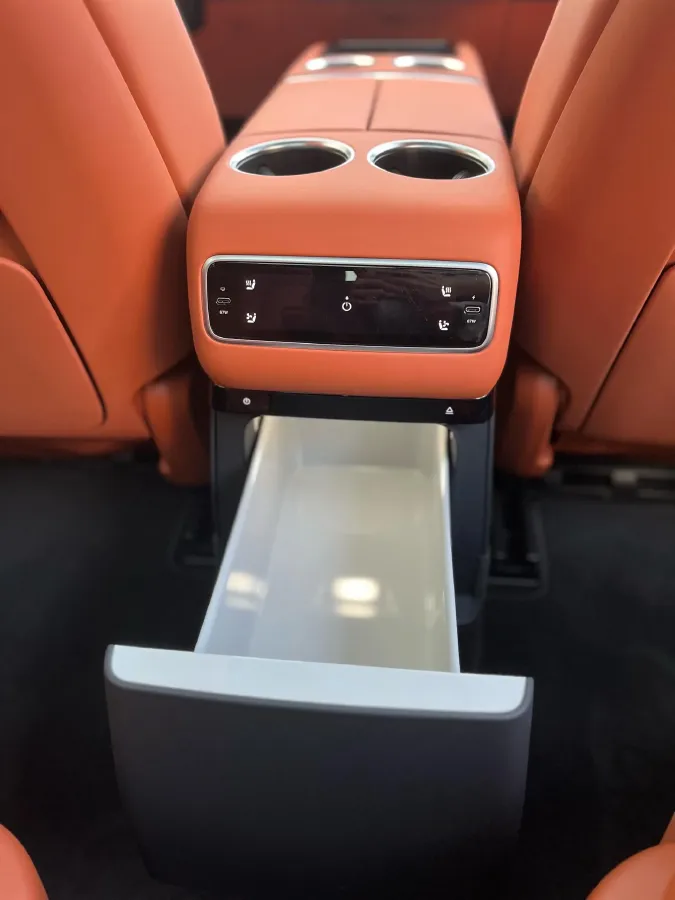 2025 Li L9 Range Extended 154HP REEV,autocango,china used car exporter,china ev exporter,chinese used car exporter,chinese used ev exporter