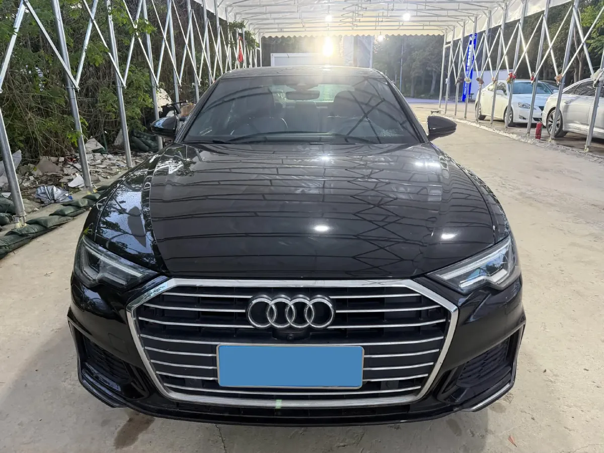 2021 Audi A6L 2.0T 224HP L4 7DCT,autocango,china used car exporter,china ev exporter,chinese used car exporter,chinese used ev exporter