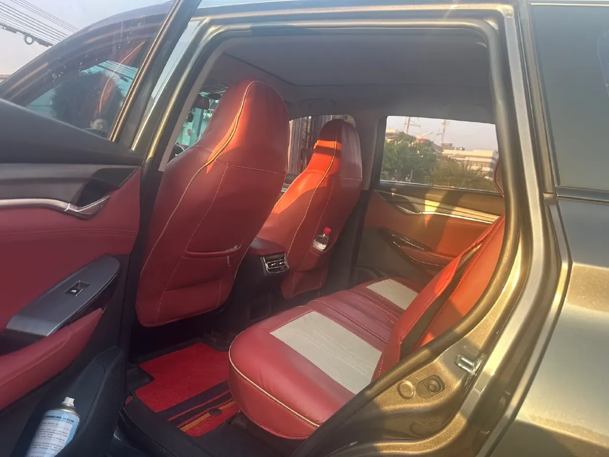 2021 ChangAn CS75 Plus 1.5T 178HP L4 6AT,autocango,china used car exporter,china ev exporter,chinese used car exporter,chinese used ev exporter